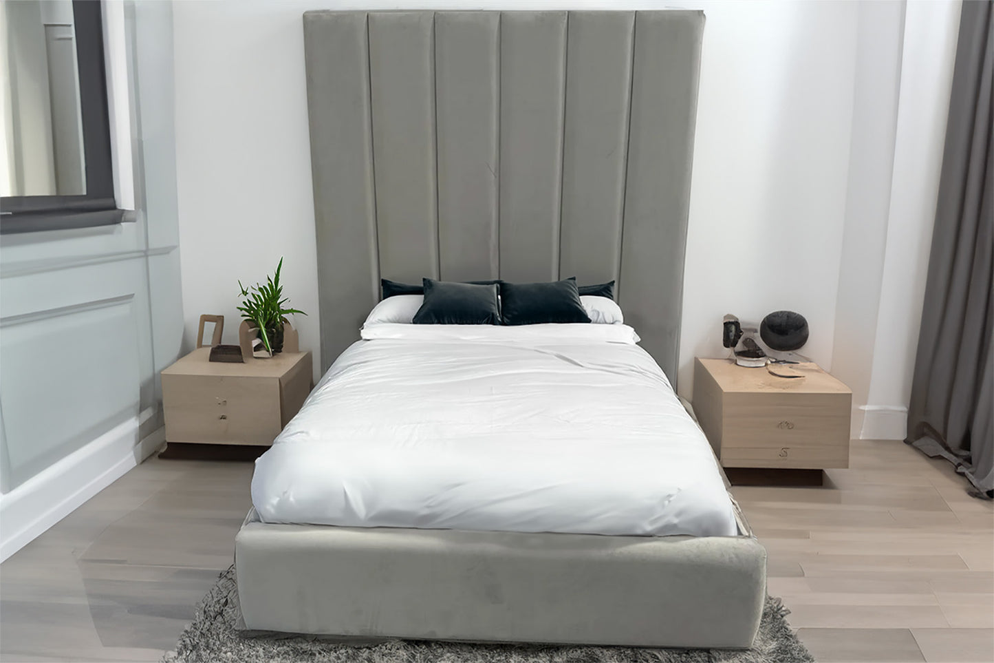 Luxury Bed Laguna